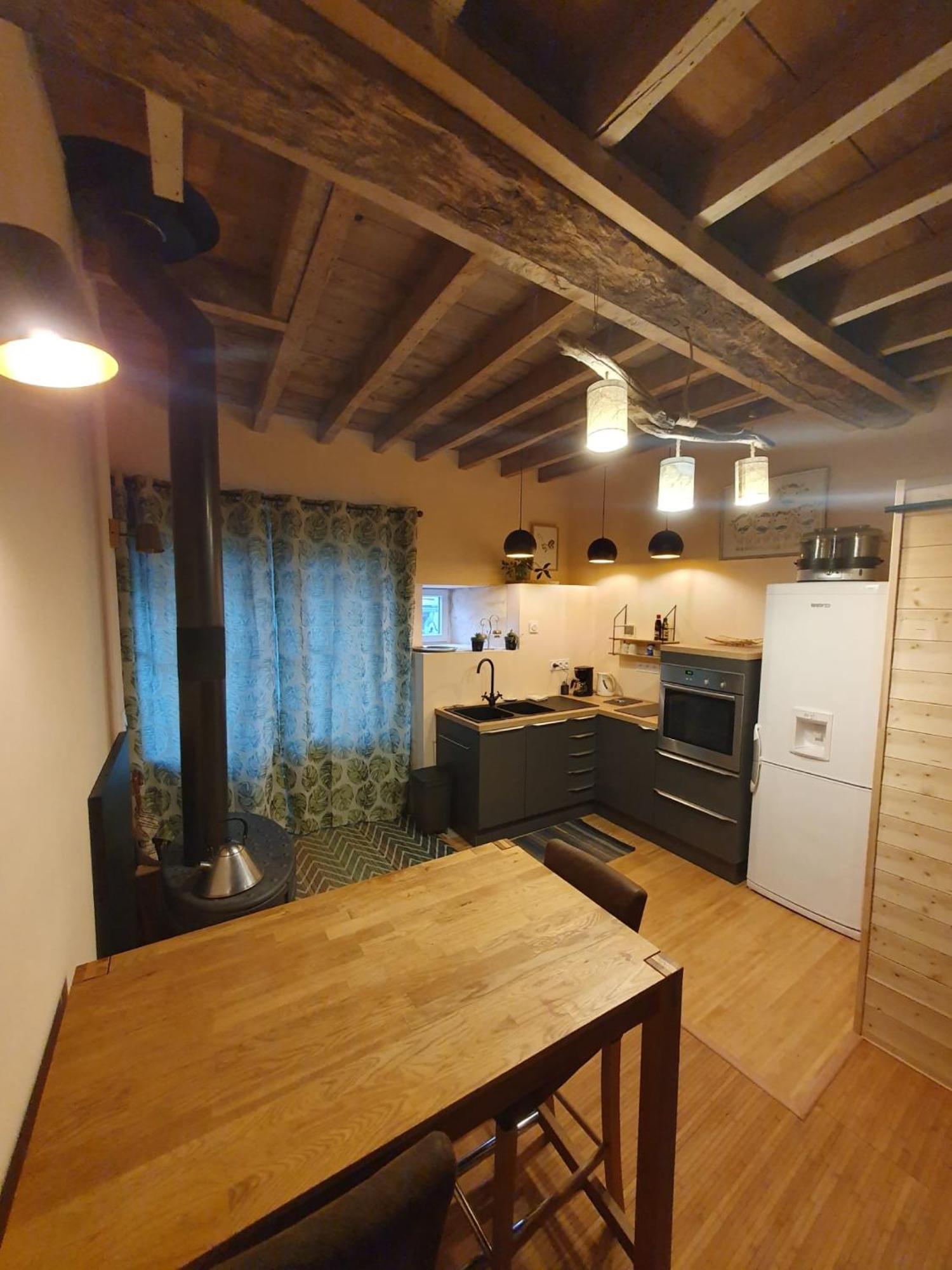 Repos 2 Etoiles Au Calme Pour Deux Villa Lucy-sur-Cure Buitenkant foto